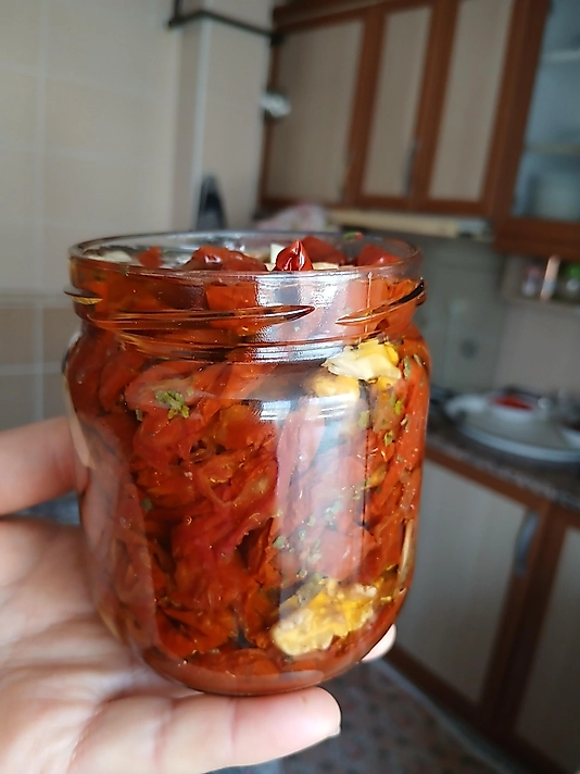 Zeytinyağlı Domates Kurusu (420 ml)